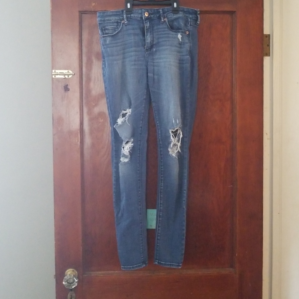 A&F skinny jeans - Picture 3 of 4
